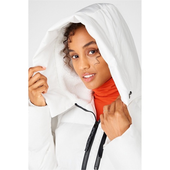 NWOT FABLETICS Adventure Puffer Coat, Porcelain/Black, Size XXS - Picture 2 of 13